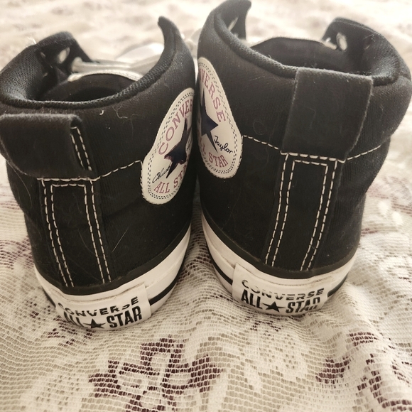 ⚘️HP⚘️Converse Unisex Youth 6/Men's 6/Wmn's 8 Black White Mid-High Top Sneakers - Picture 5 of 10